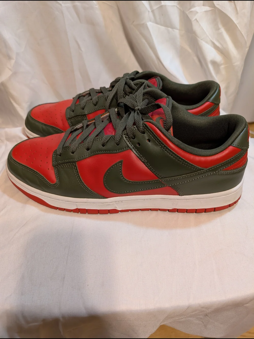 Nike Men's Dunk Low Cargo Khaki/Mystic Red Low-Top Sneakers